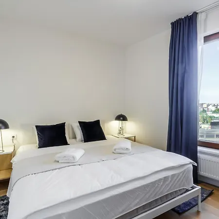 Maroldka Modern With Terrace & Private Garage * Praga
