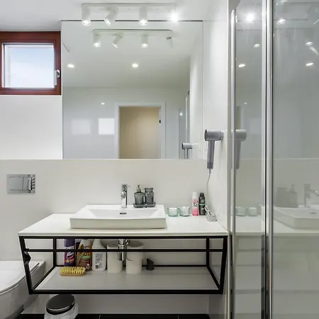 Maroldka Modern With Terrace & Private Garage Apartament Praga