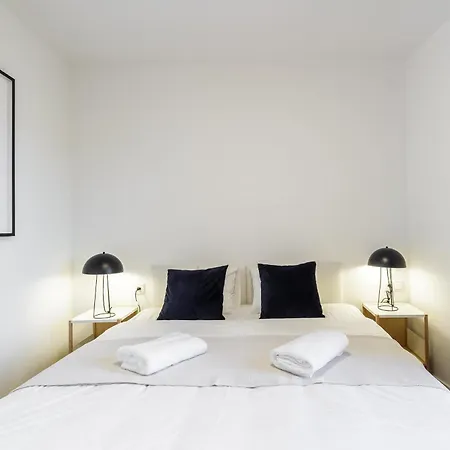 Maroldka Modern With Terrace & Private Garage Praga